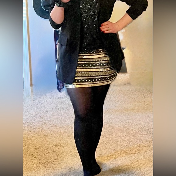 Black and Gold Sequin Skirt - Picture 1 of 4